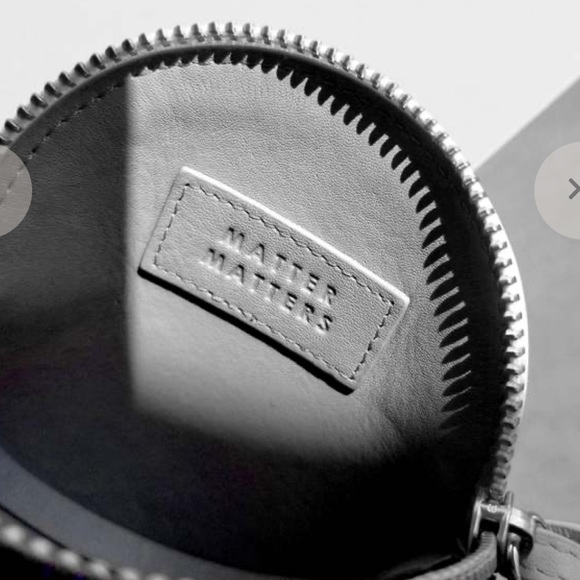 Matter Matters Eclipse Round Coin Purse - Picture 3 of 4